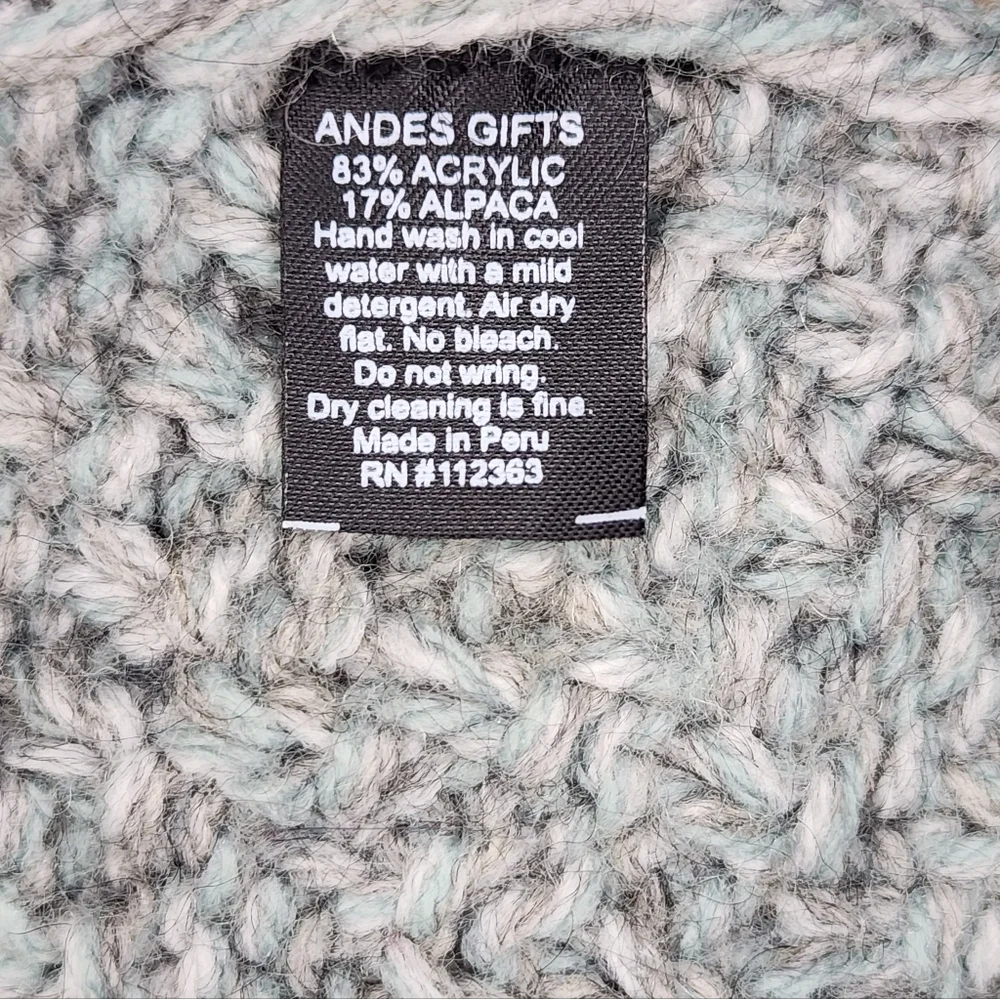 ANDES GIFTS Hand-Knitted Alpaca Blend Owl Scarf - Picture 4 of 6